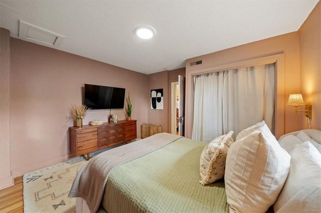 8330 Riggs Street, Overland Park, KS 66212