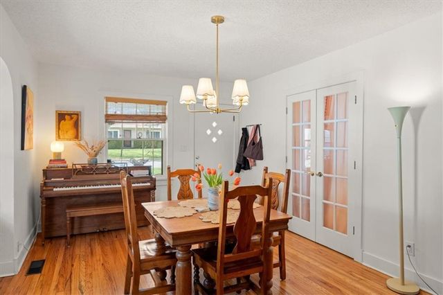 8330 Riggs Street, Overland Park, KS 66212