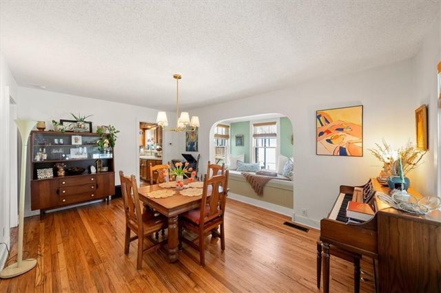 8330 Riggs Street, Overland Park, KS 66212