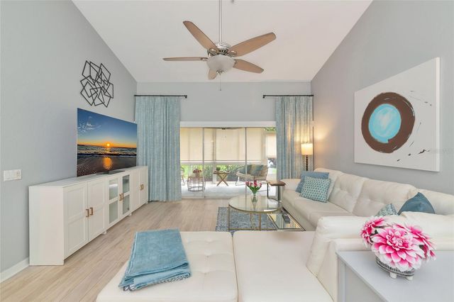 6835 FAIRVIEW TERRACE 6835, Bradenton, FL 34203