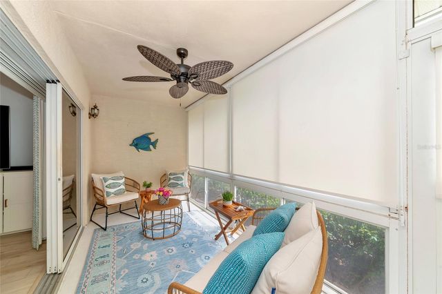 6835 FAIRVIEW TERRACE 6835, Bradenton, FL 34203