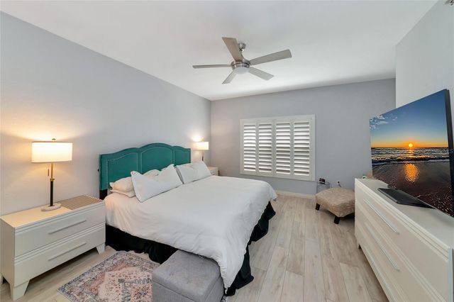 6835 FAIRVIEW TERRACE 6835, Bradenton, FL 34203
