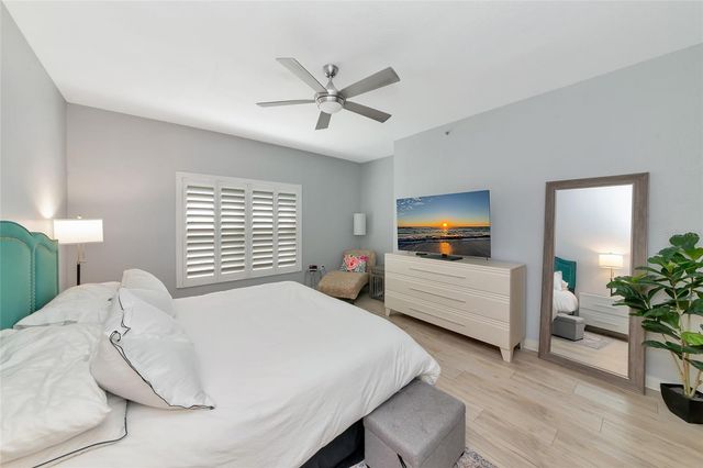 6835 FAIRVIEW TERRACE 6835, Bradenton, FL 34203