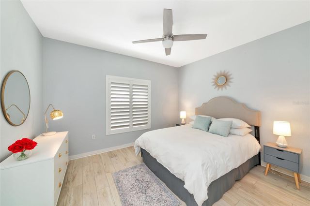 6835 FAIRVIEW TERRACE 6835, Bradenton, FL 34203