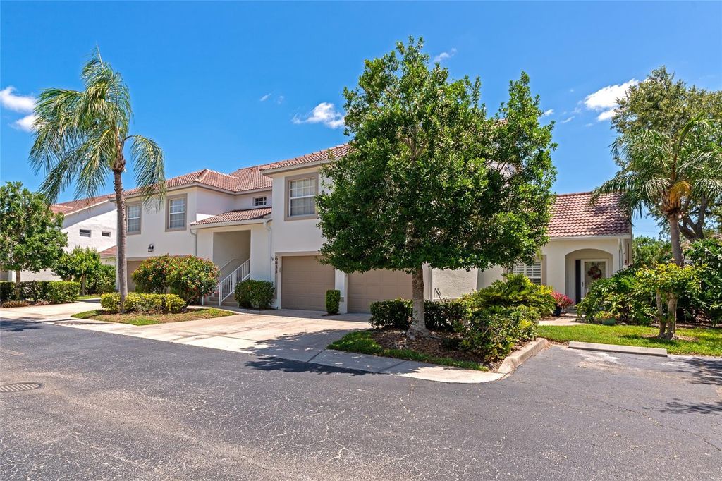 6835 FAIRVIEW TERRACE 6835, Bradenton, FL 34203
