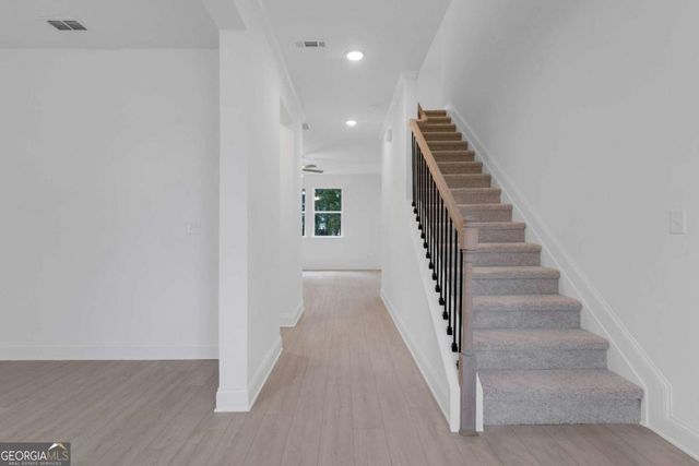 408 Red Wood Lane, Hoschton, GA 30548