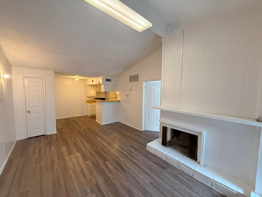 7152 Fair Oaks Avenue 2166, Dallas, TX 75231