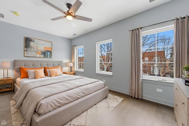 2832 W Wilcox Street, Chicago, IL 60612