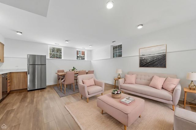 2832 W Wilcox Street, Chicago, IL 60612