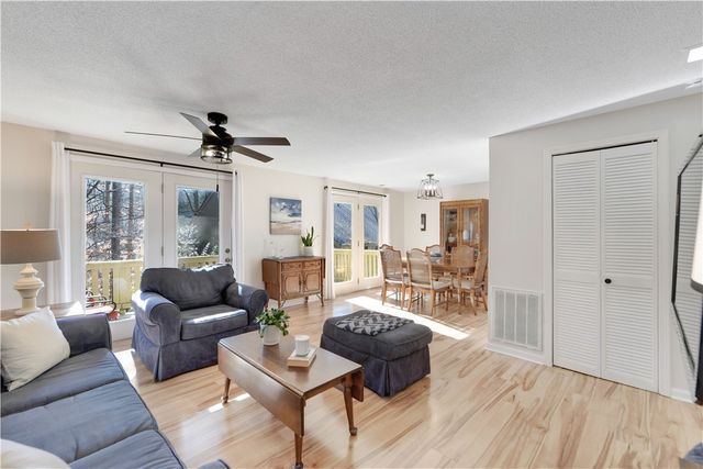 103 Harbor Lights Drive, Salem, SC 29676