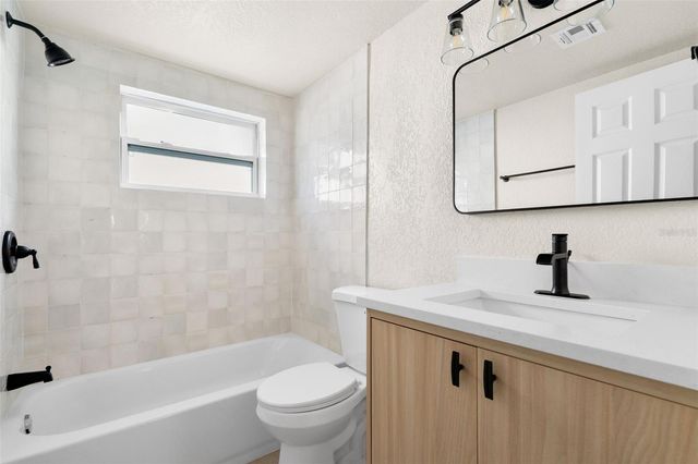 13804 VICTOR AVENUE, Hudson, FL 34667