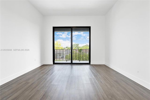 440 E 16th St 436, Hialeah, FL 33010