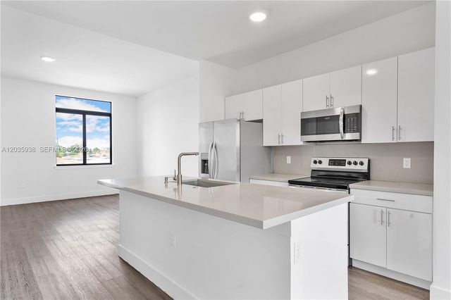 440 E 16th St 436, Hialeah, FL 33010