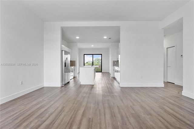 440 E 16th St 436, Hialeah, FL 33010