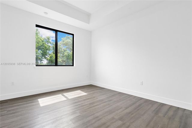 440 E 16th St 436, Hialeah, FL 33010
