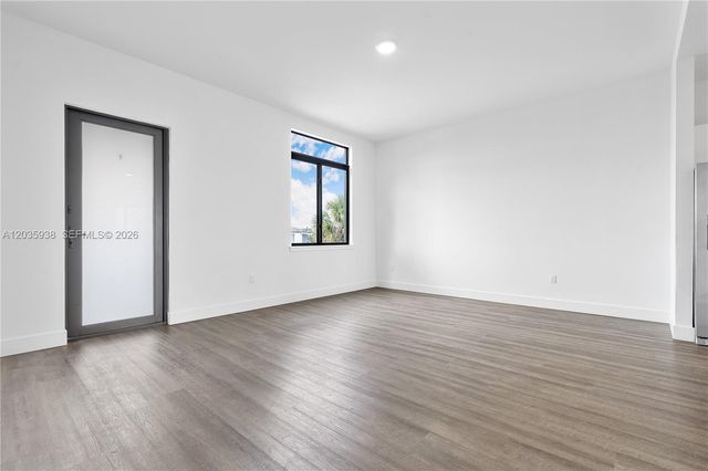 440 E 16th St 436, Hialeah, FL 33010