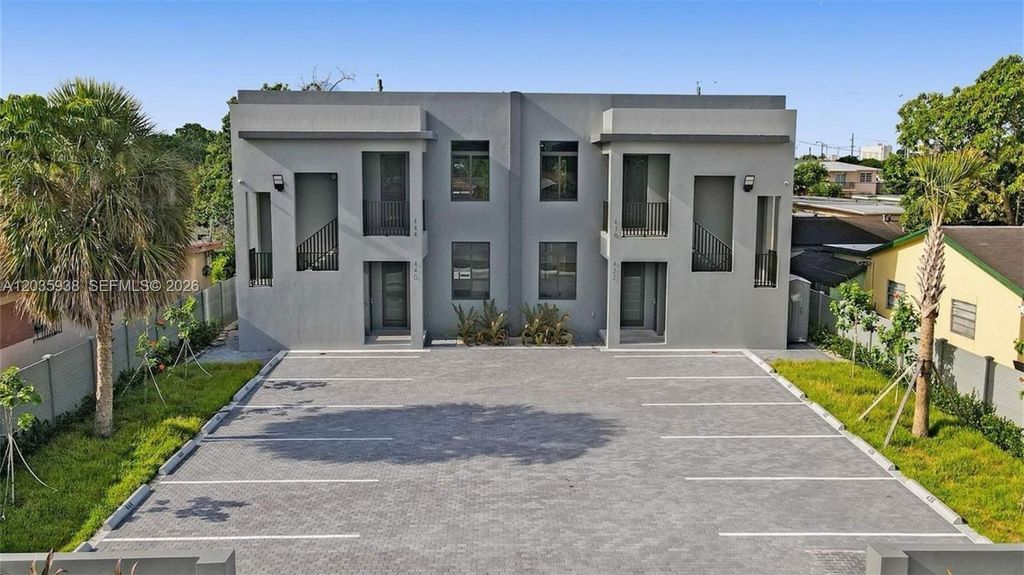 440 E 16th St 436, Hialeah, FL 33010