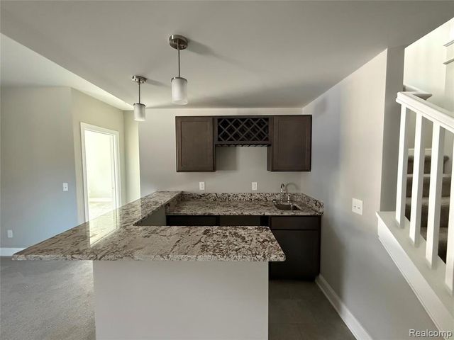 269 Canyon Creek Court 51, Howell, MI 48843