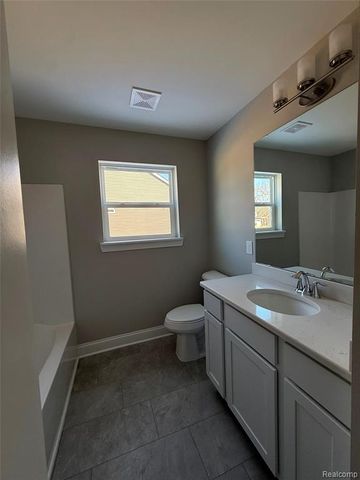 269 Canyon Creek Court 51, Howell, MI 48843