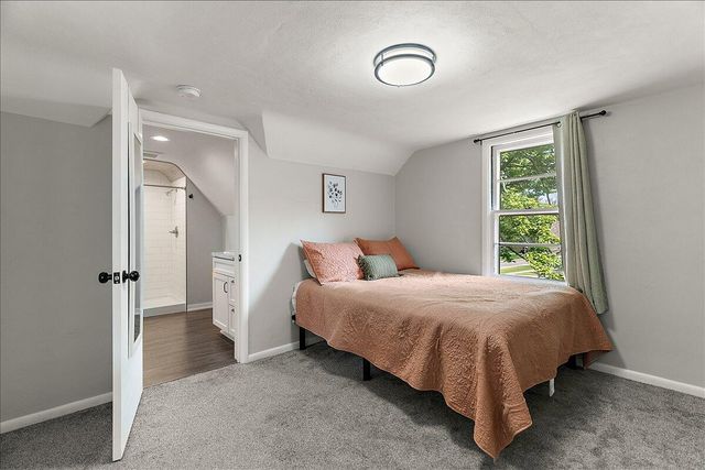 1025 Graafschap Road, Holland City, MI 49423