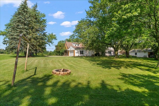 1025 Graafschap Road, Holland City, MI 49423