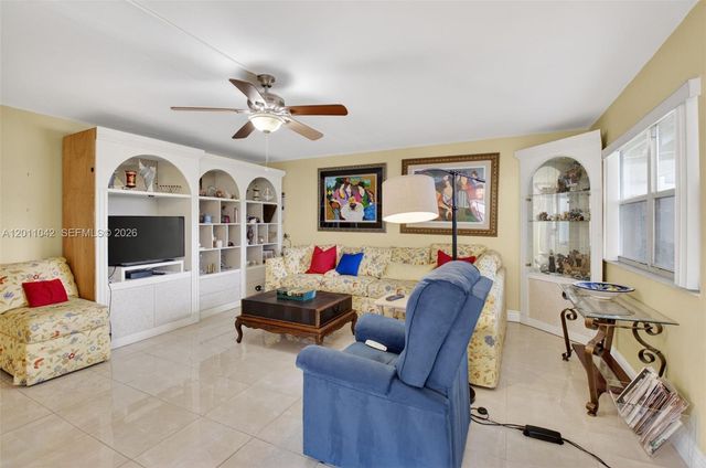 537 Brittany L 537, Delray Beach, FL 33446