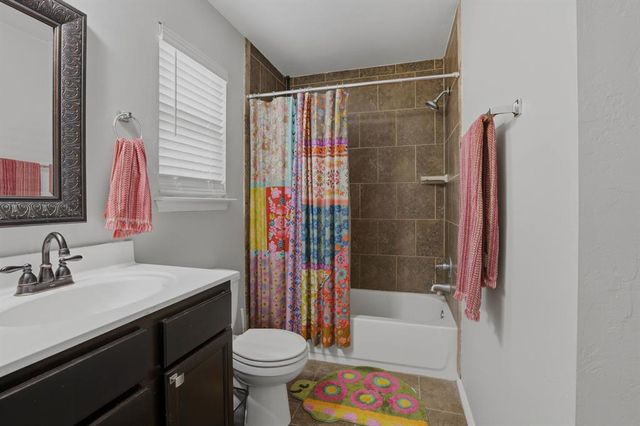 2404 NW 194th Street, Edmond, OK 73012