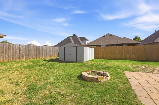 2404 NW 194th Street, Edmond, OK 73012
