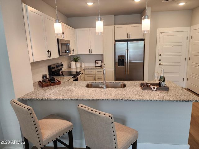 15510 N La Cometa Avenue B2, Surprise, AZ 85374