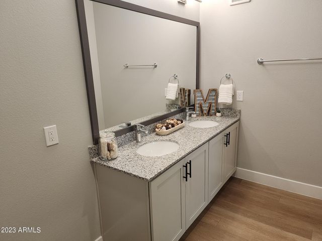 15510 N La Cometa Avenue B2, Surprise, AZ 85374
