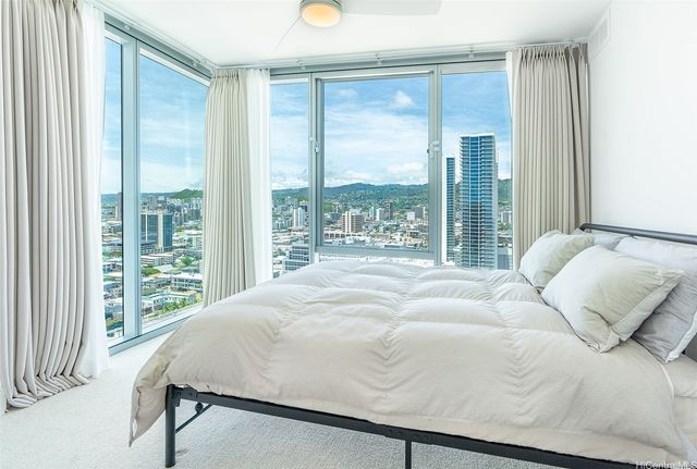 629 Keeaumoku Street 2511, Honolulu, HI 96814