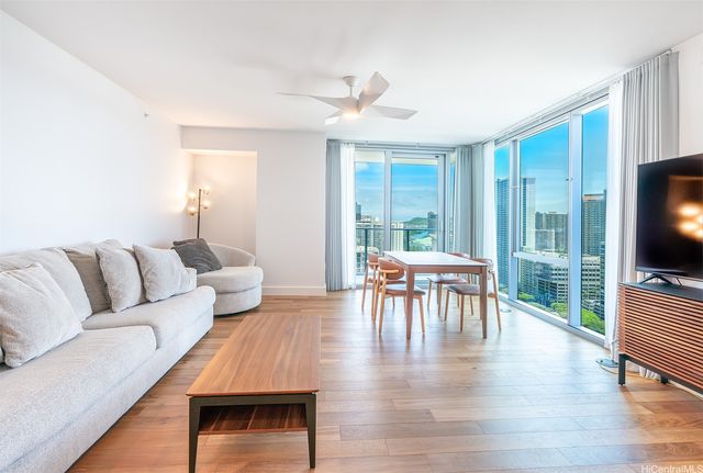629 Keeaumoku Street 2511, Honolulu, HI 96814