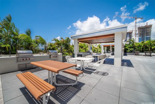629 Keeaumoku Street 2511, Honolulu, HI 96814