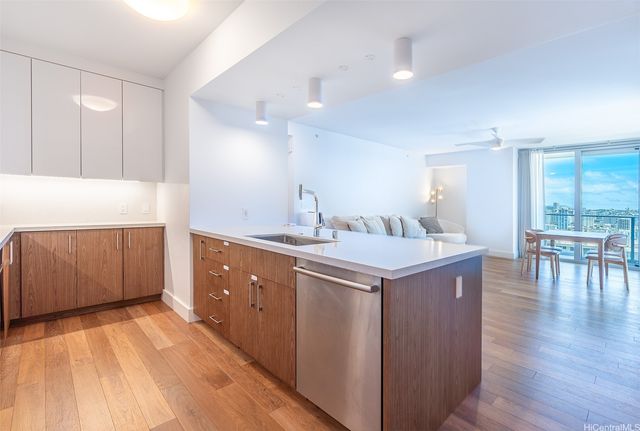 629 Keeaumoku Street 2511, Honolulu, HI 96814