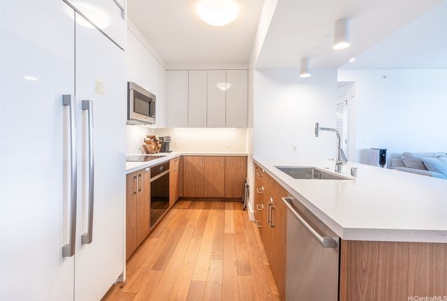 629 Keeaumoku Street 2511, Honolulu, HI 96814