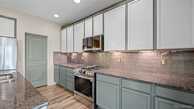 7316 Rim Bluff Lane, Colorado Springs, CO 80927