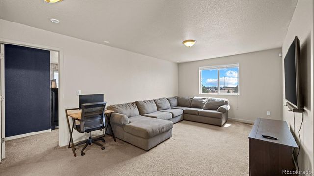 7316 Rim Bluff Lane, Colorado Springs, CO 80927