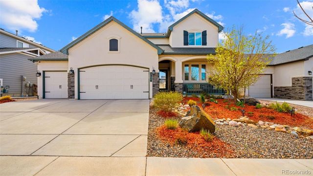 7316 Rim Bluff Lane, Colorado Springs, CO 80927