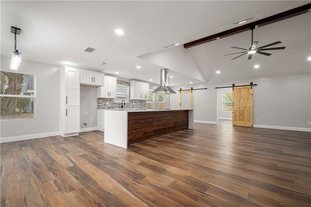 6517 Creekwood Court, Mobile, AL 36695