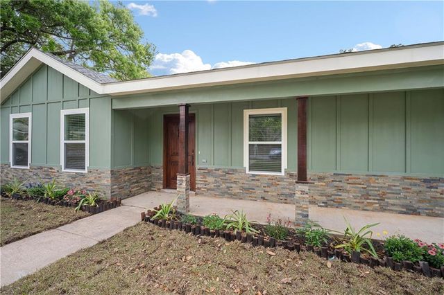 6517 Creekwood Court, Mobile, AL 36695