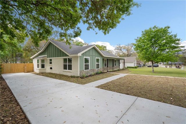 6517 Creekwood Court, Mobile, AL 36695