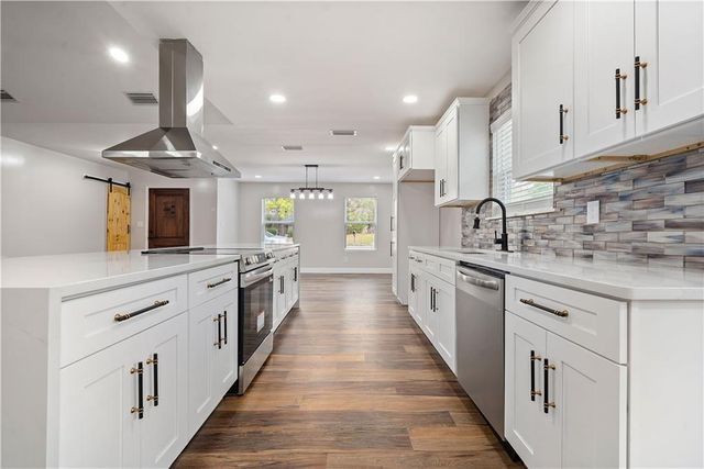 6517 Creekwood Court, Mobile, AL 36695