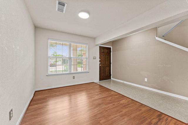 1926 Herringbone Drive, Houston, TX 77489