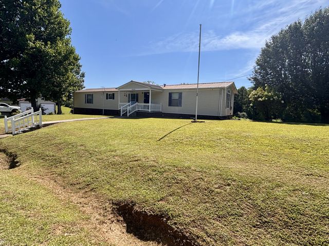 3249 Pea Ridge Rd, Liberty, TN 37095