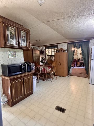 3249 Pea Ridge Rd, Liberty, TN 37095