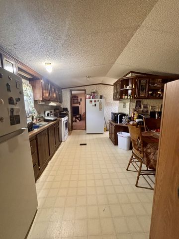 3249 Pea Ridge Rd, Liberty, TN 37095