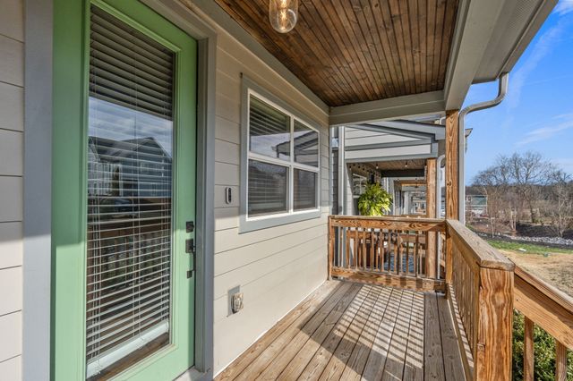 214 Croleywood Ln, Nashville, TN 37209