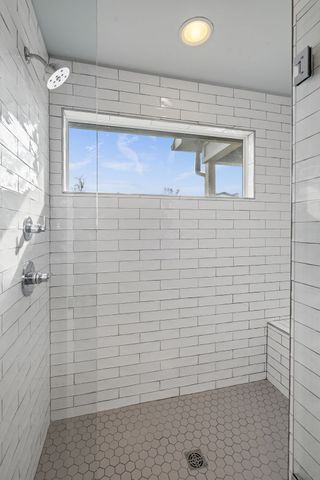 214 Croleywood Ln, Nashville, TN 37209