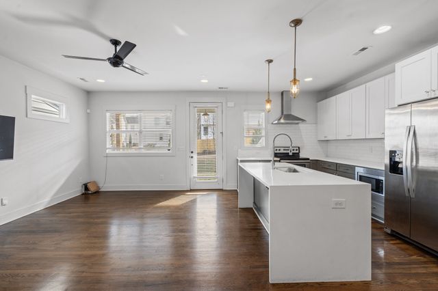 214 Croleywood Ln, Nashville, TN 37209