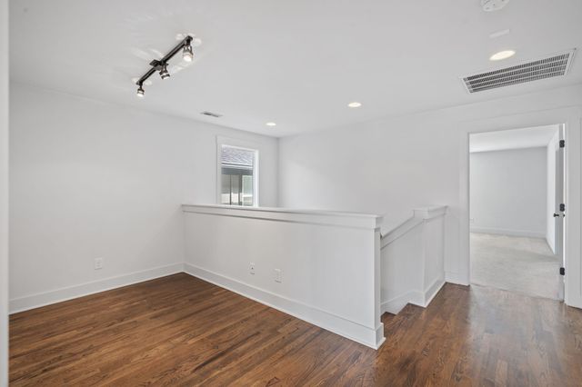 214 Croleywood Ln, Nashville, TN 37209